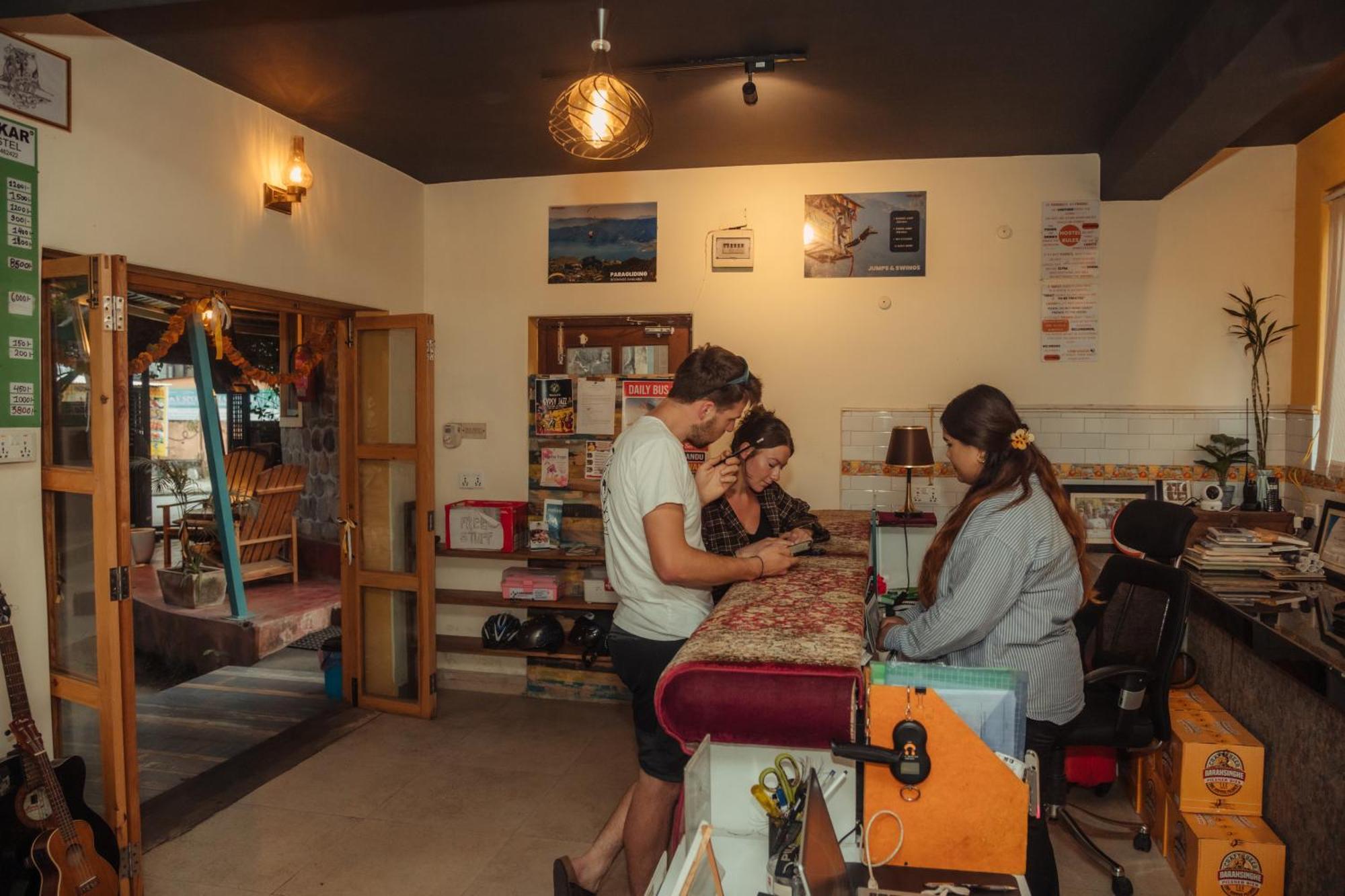 Gaurishankar Backpackers Hostel Pokhara Ngoại thất bức ảnh