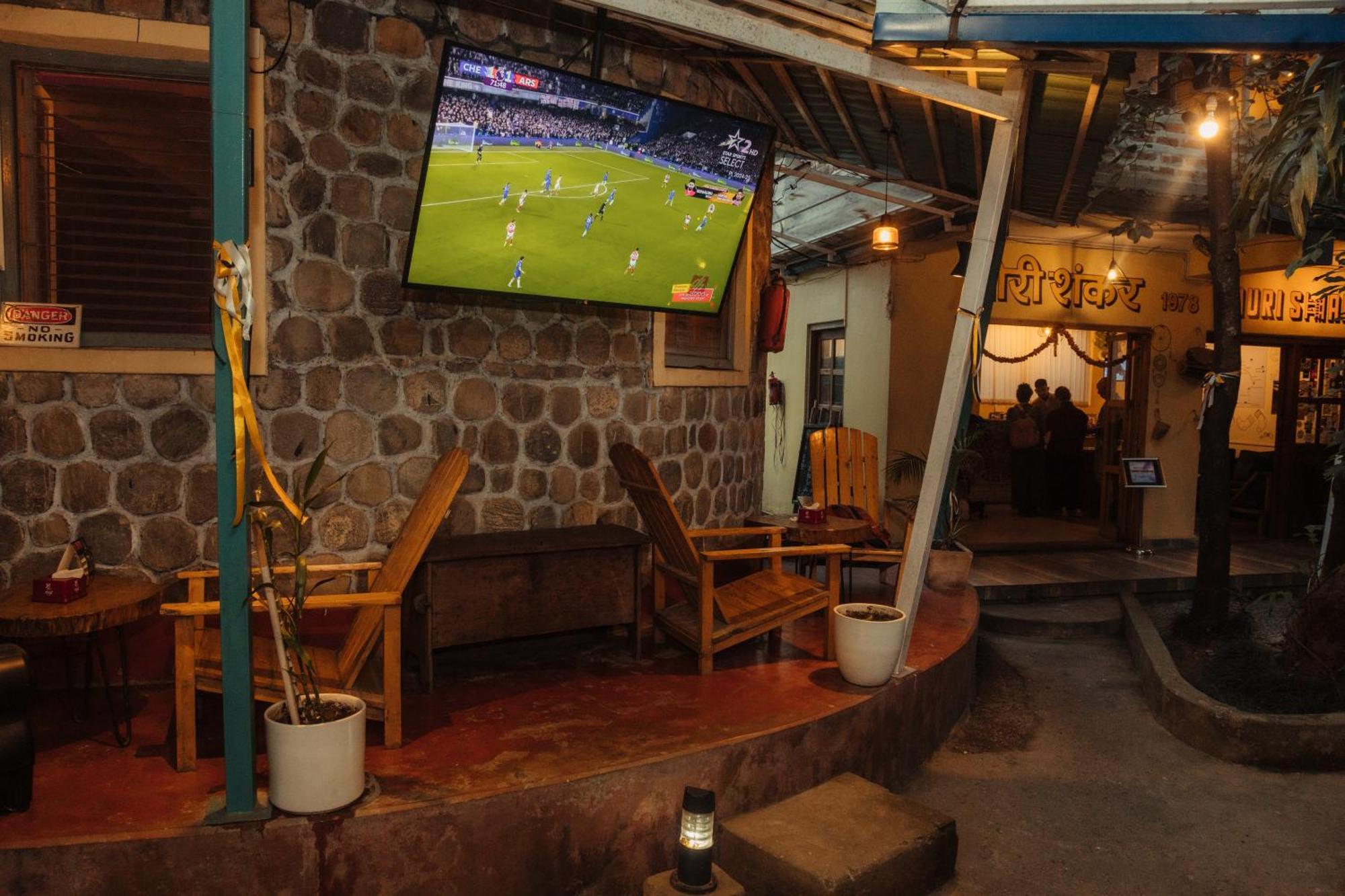 Gaurishankar Backpackers Hostel Pokhara Ngoại thất bức ảnh