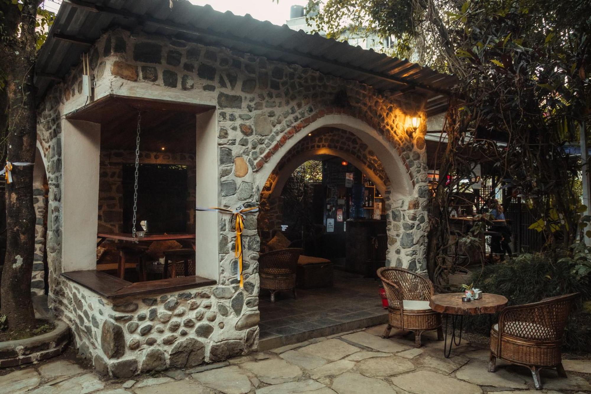 Gaurishankar Backpackers Hostel Pokhara Ngoại thất bức ảnh