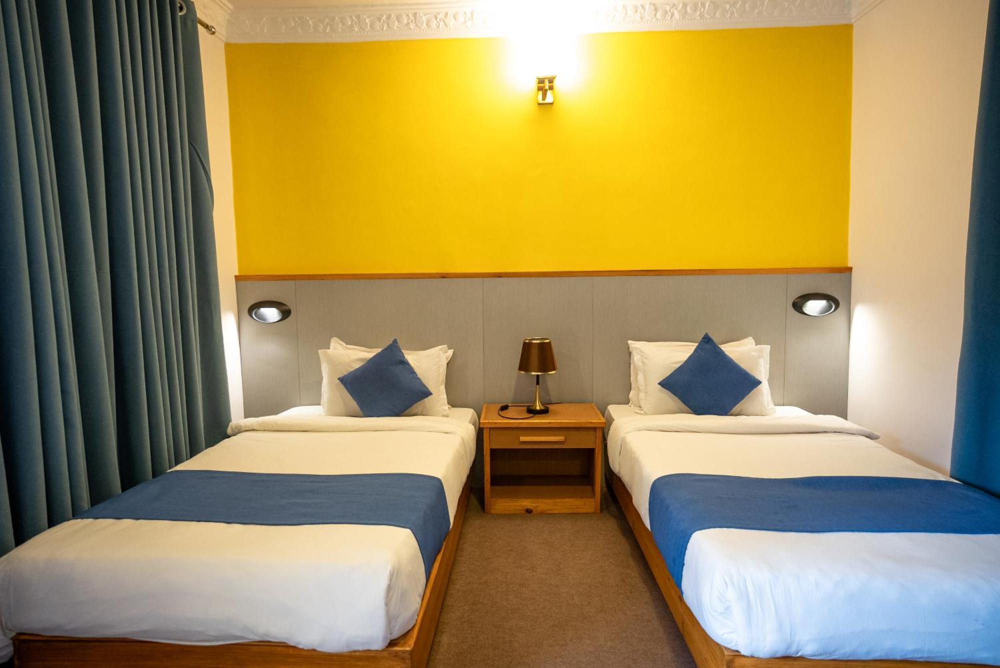 Gaurishankar Backpackers Hostel Pokhara Ngoại thất bức ảnh