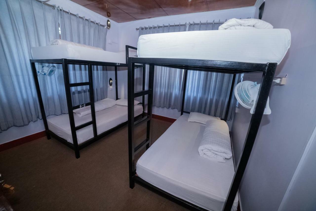 Gaurishankar Backpackers Hostel Pokhara Ngoại thất bức ảnh
