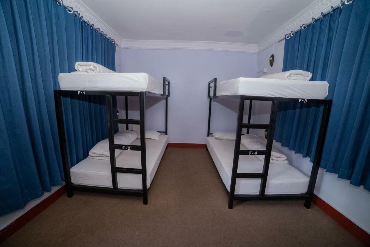 Gaurishankar Backpackers Hostel Pokhara Ngoại thất bức ảnh