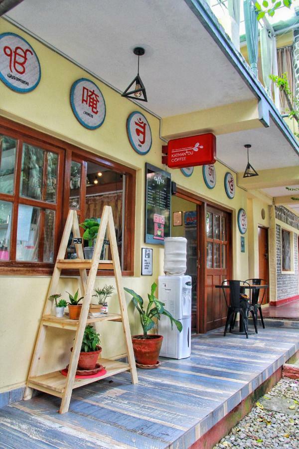Gaurishankar Backpackers Hostel Pokhara Ngoại thất bức ảnh