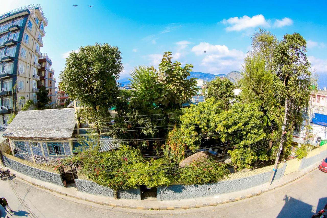 Gaurishankar Backpackers Hostel Pokhara Ngoại thất bức ảnh