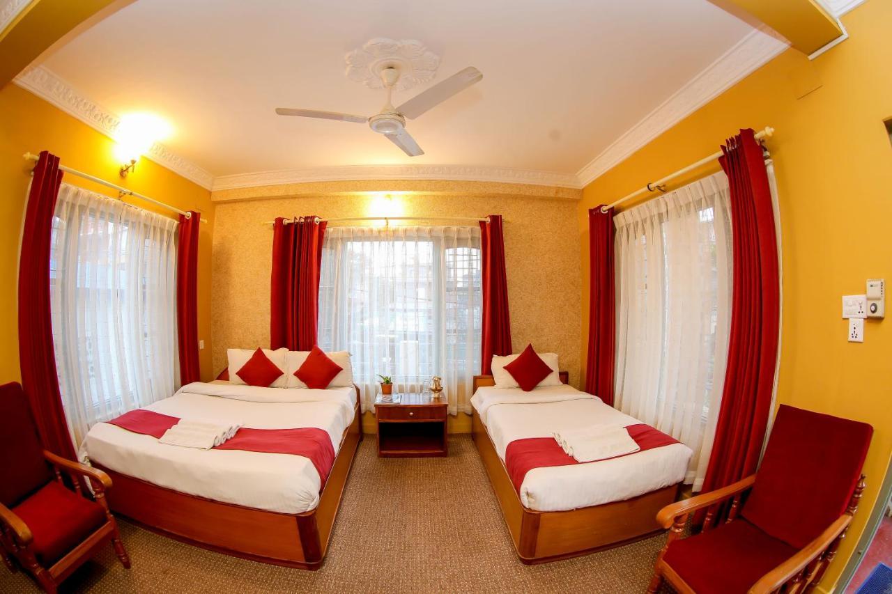 Gaurishankar Backpackers Hostel Pokhara Ngoại thất bức ảnh