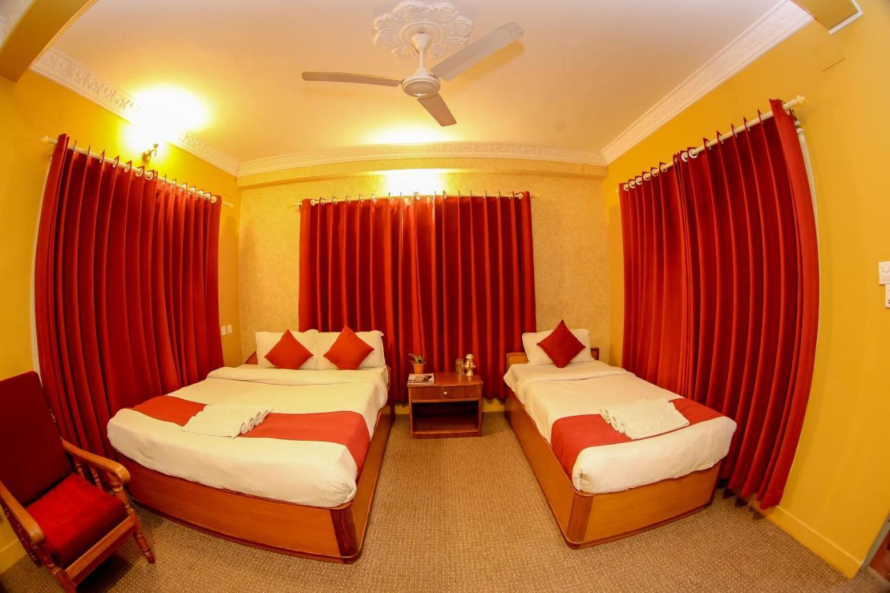Gaurishankar Backpackers Hostel Pokhara Ngoại thất bức ảnh