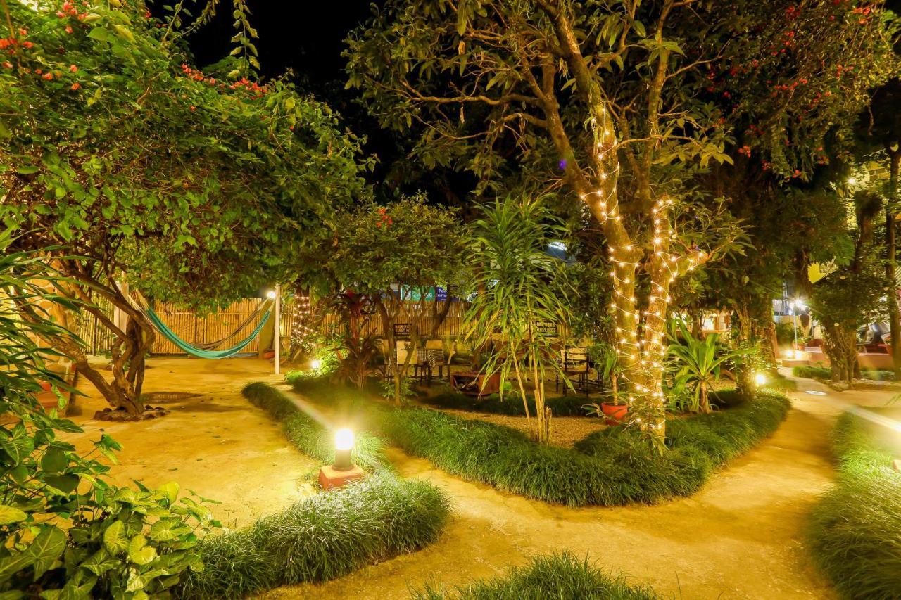 Gaurishankar Backpackers Hostel Pokhara Ngoại thất bức ảnh